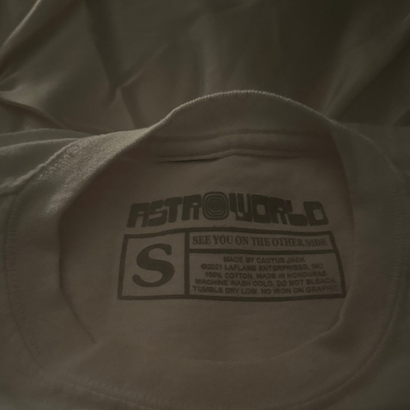 Travis Scott Scare Bear - Picture 2 of 3